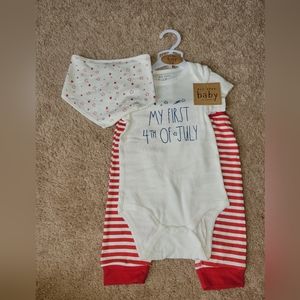 Rae Dunn 4th of July Outfit w/ Bib
